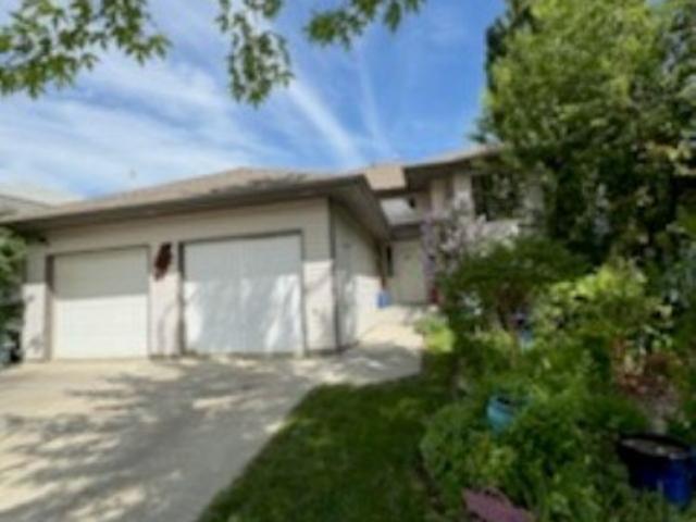 House for sale in The Glens, Stony Plain