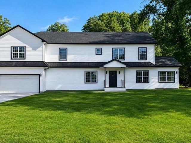 House for sale in Mount Laurel, New Jersey