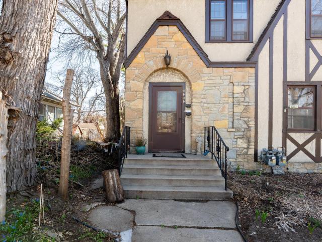 House for sale in Hennepin, Minnesota