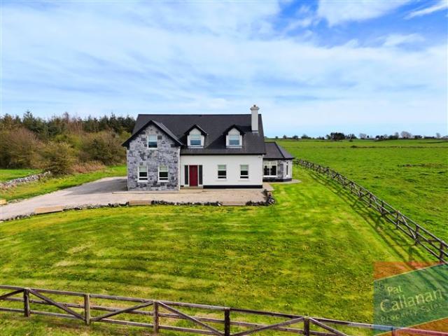 Detached House for sale in Athenry, Connacht