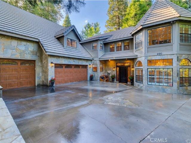 House for sale in Cedar Glen, California