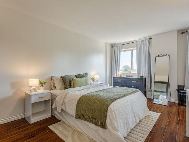 Apartment for rent in Dorval, Quebec