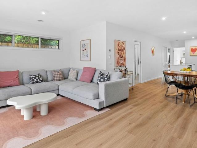 Apartment for rent in Breakwater, Geelong