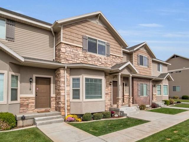 House for sale in Clearfield, Utah