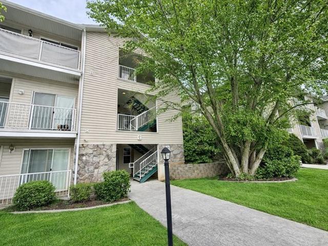 Condo for sale in Clearfield, Utah