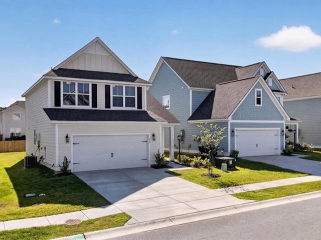House for sale in Moncks Corner, South Carolina