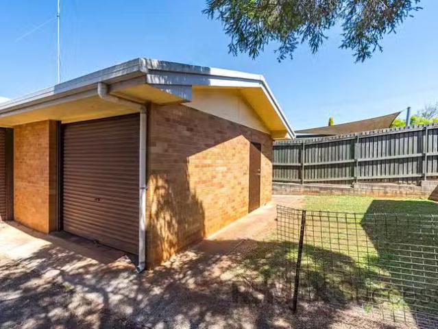 House for rent in Cockburn, Western Australia