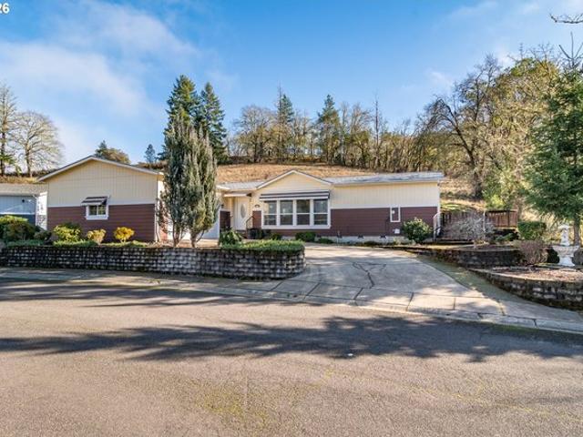 House for sale in Oregonia
