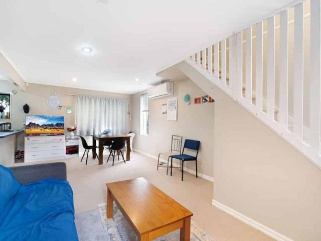 Apartment for rent in Kelston, Oroua County