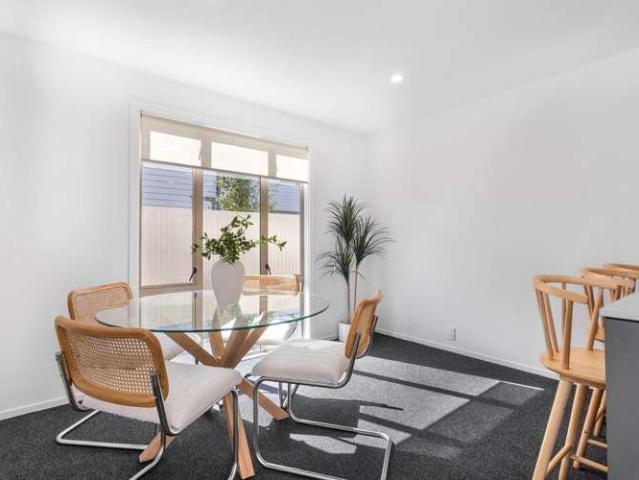 Townhouse for sale in Saint Albans, Canterbury