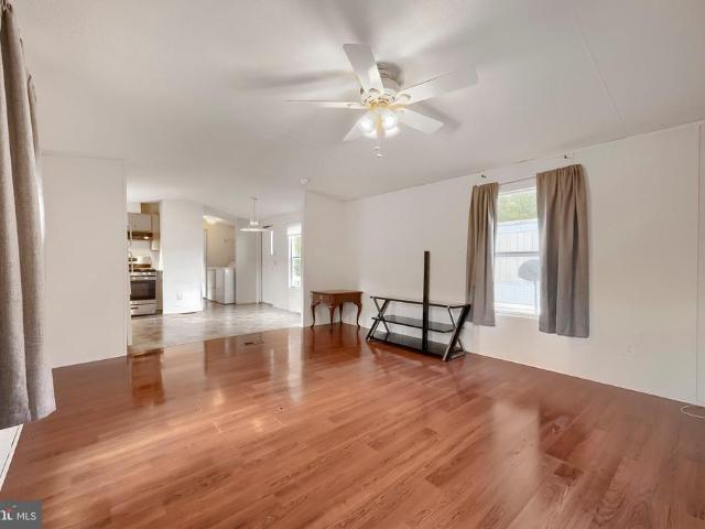 House for sale in Liberty Trailer Park, Rosedale
