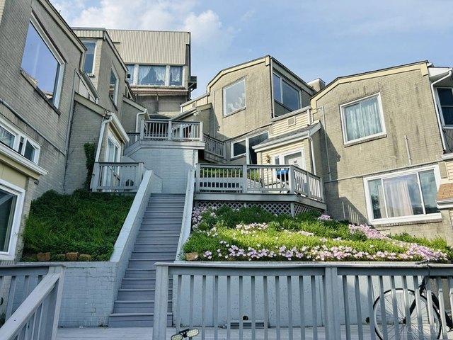 Condo for sale in Roselawn, Ohio