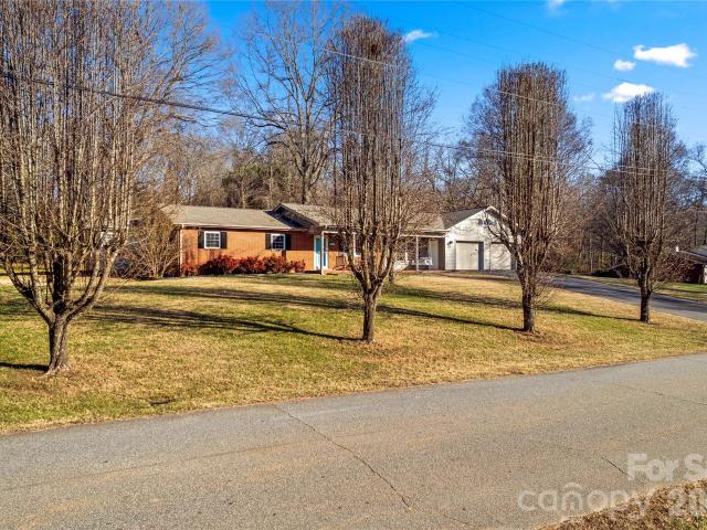 Property for sale in Hiddenite, North Carolina