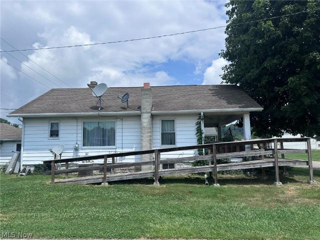 House for sale in Newcomerstown, Ohio