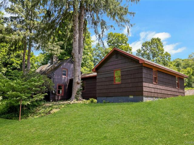 House for sale in Putnam Valley, New York