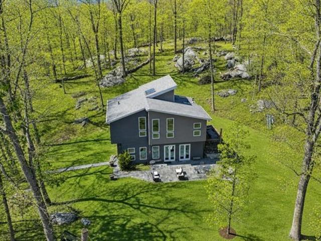 House for rent in Baldwin Place, New York