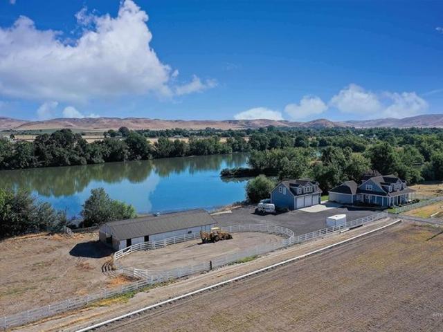 House for sale in Oregonia
