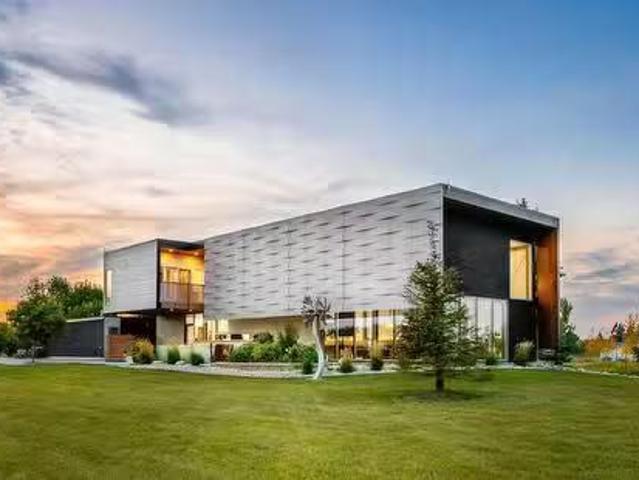 House for sale in Manitoba