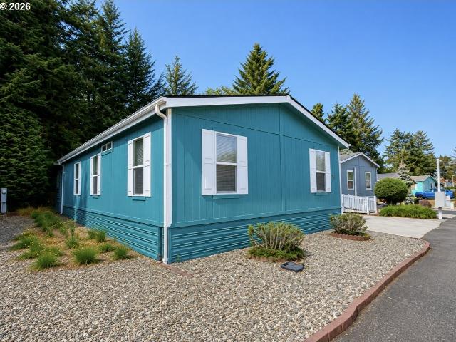 House for sale in Coos Bay, Coos County