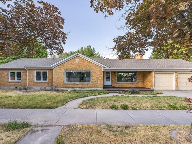 House for sale in Cache, Utah