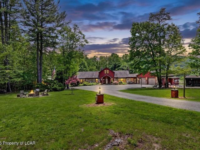 House for sale in Sugarloaf, Pennsylvania