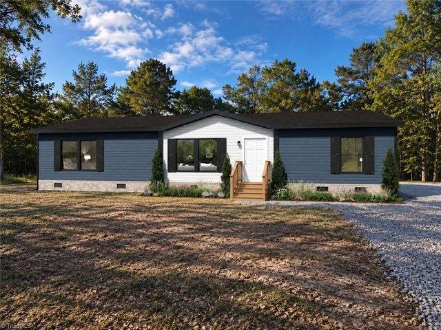 House for sale in Bolivia, Brunswick County