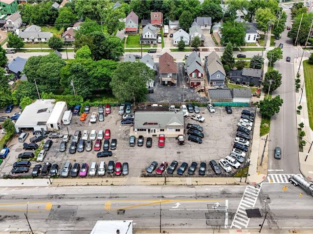 Commercial for sale in Cleveland