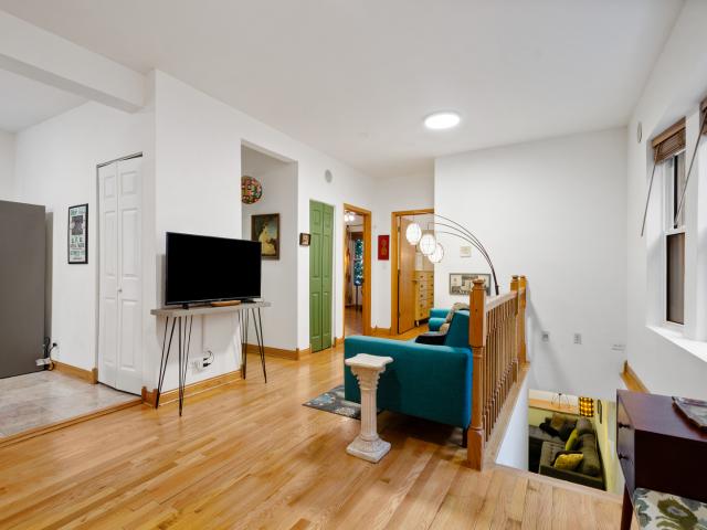 Condo for sale in Chicago Park, Illinois