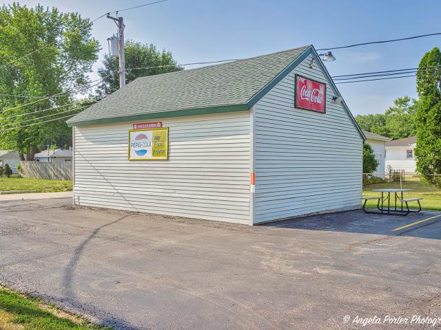 Commercial for sale in McHenry, McHenry County