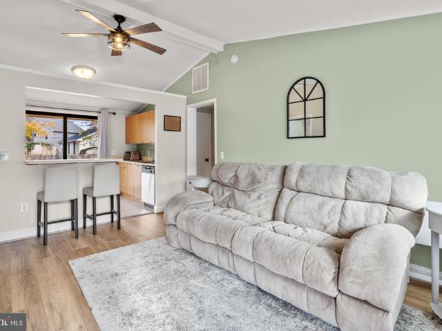 House for sale in Shady Side, Maryland