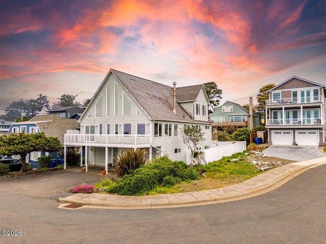 House for sale in Oregonia
