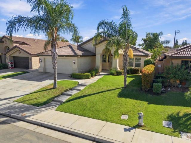 House for sale in Bakersfield, Kern County