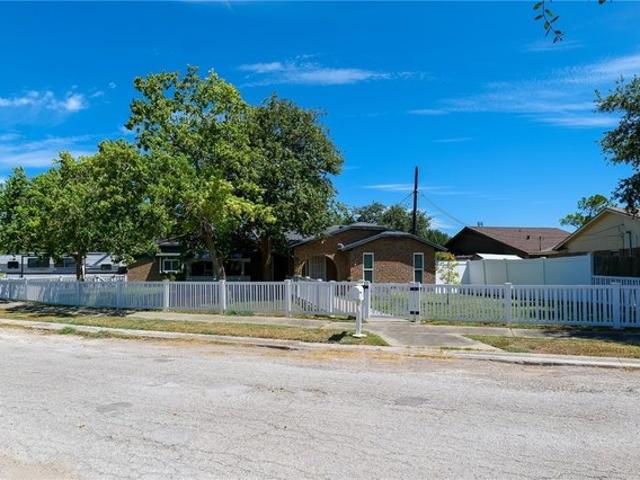 House for sale in Corpus Christi, Texas
