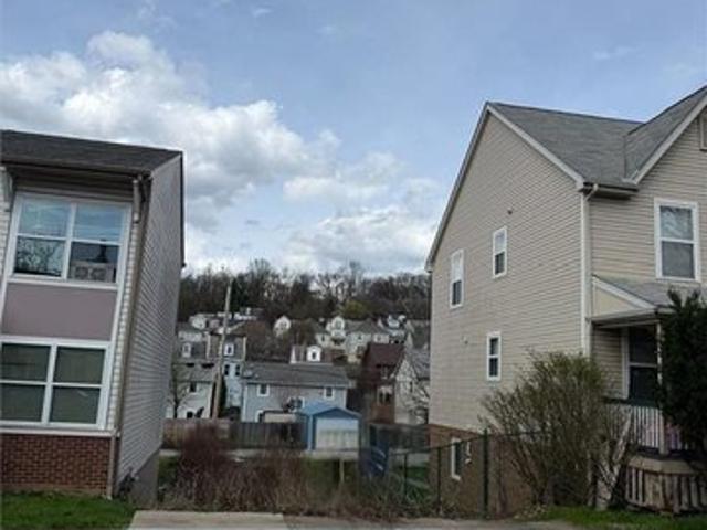 Land for sale in Garfield, Pittsburgh