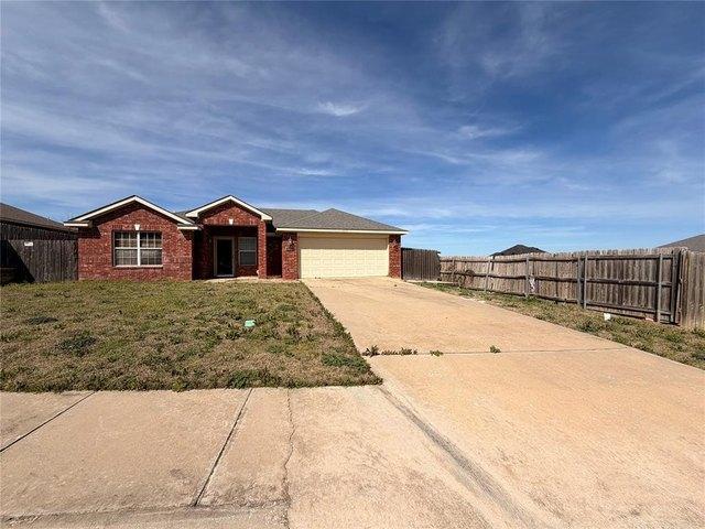 House for sale in Carter, Oklahoma