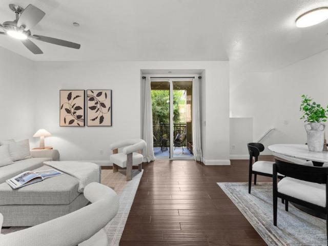 Townhouse for sale in Kearny Mesa, San Diego