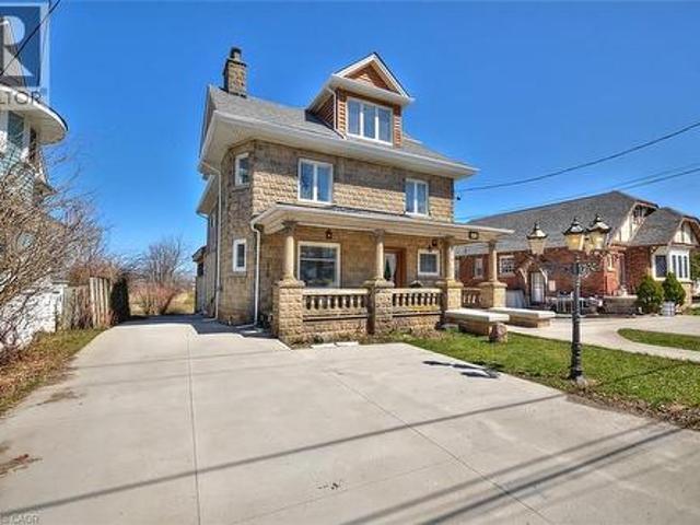 House for sale in Niagara, Ontario