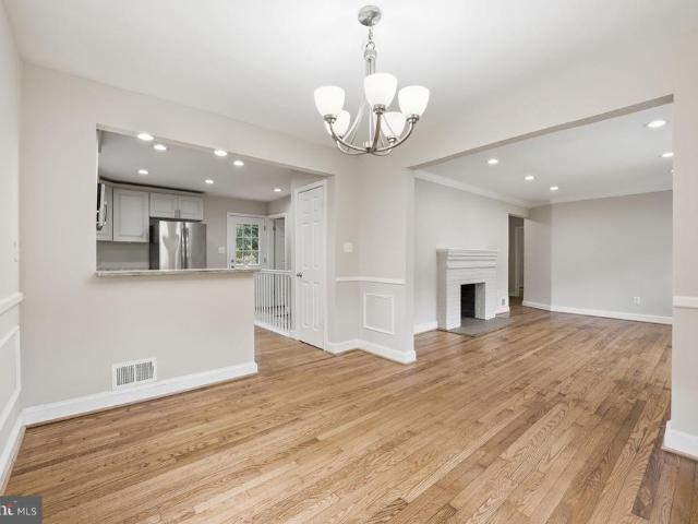 House for sale in Broadview, Camp Springs