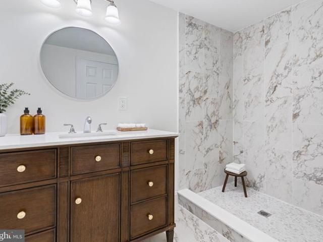 House for sale in Huntingtown, Maryland