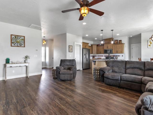 House for sale in Kuna, Canyon County
