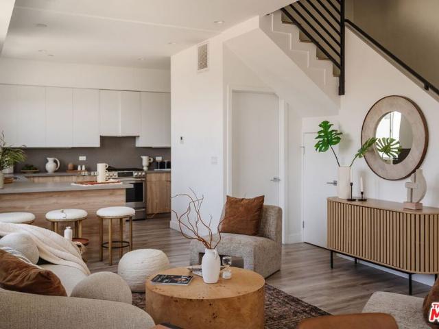 House for sale in Canoga Park, California