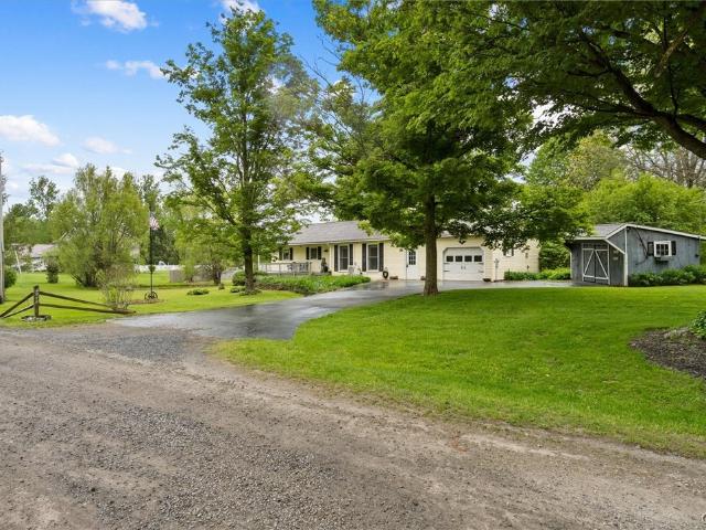 House for sale in Oneida, New York