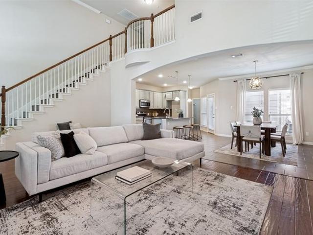 Townhouse for sale in Irving, Texas