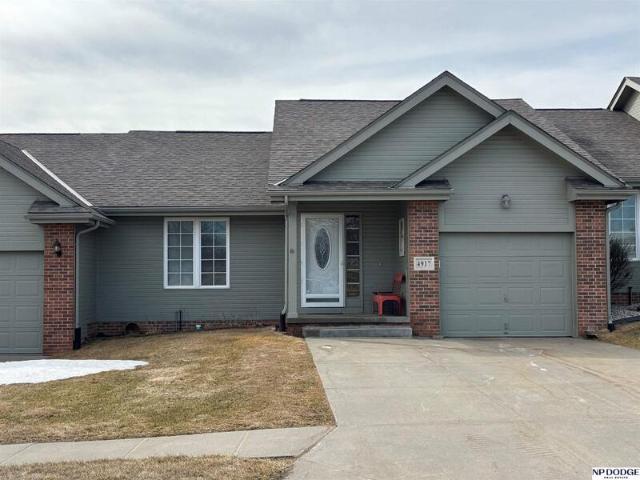 Townhouse for sale in Papillion