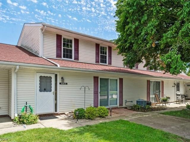 Condo for sale in Summit, Ohio