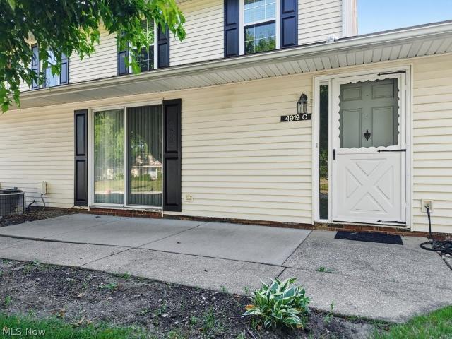 Condo for sale in Summit, Ohio