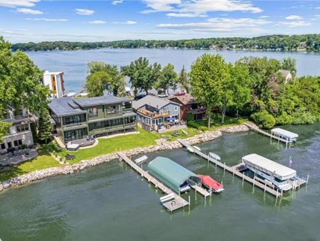 House for sale in Hennepin, Minnesota