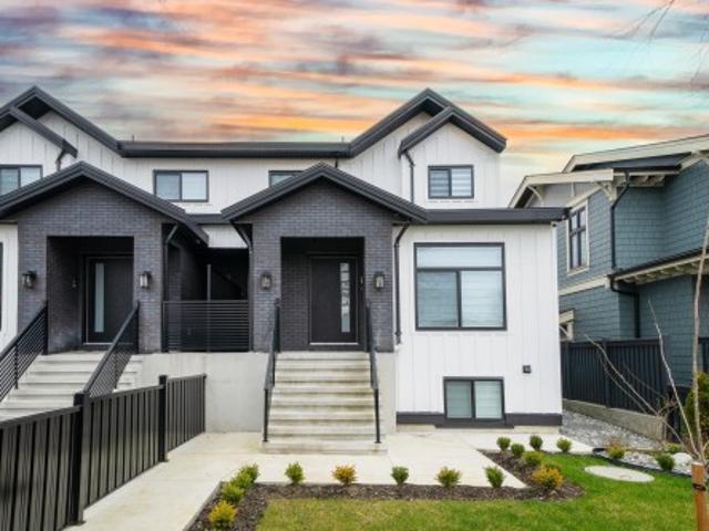 Duplex for sale in Burnaby, British Columbia