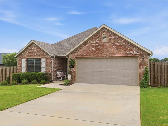 House for sale in Ark