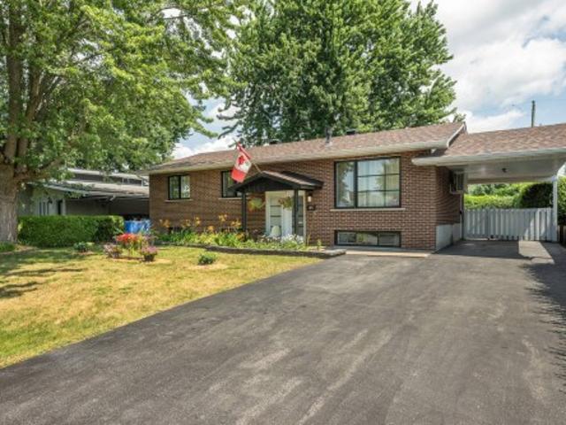 House for sale in Saint-jean-sur-richelieu, Quebec